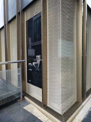 鋼板網廠是專業生產不銹鋼鋼板網、裝飾鋁板網、幕墻鋼板網的廠家