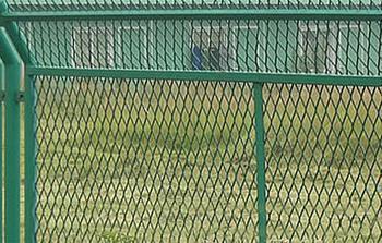 三橋鋼板網護欄廠家,防眩網報價-【效果圖,產品圖,型號圖,工程圖】-中國