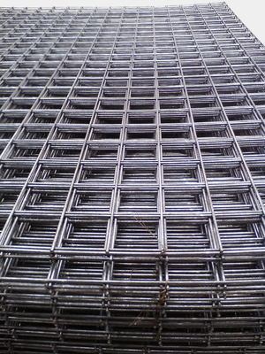 安平縣炅盛絲網(wǎng)制品 專業(yè)生產(chǎn)與銷售鋼板網(wǎng)、建筑網(wǎng)片及鐵絲等絲網(wǎng)產(chǎn)品